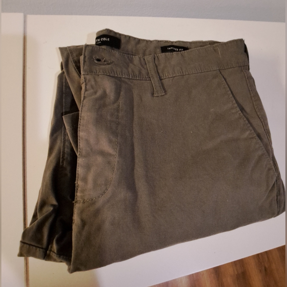 Keneth Cole New York men chino pants 32x30 taupe color